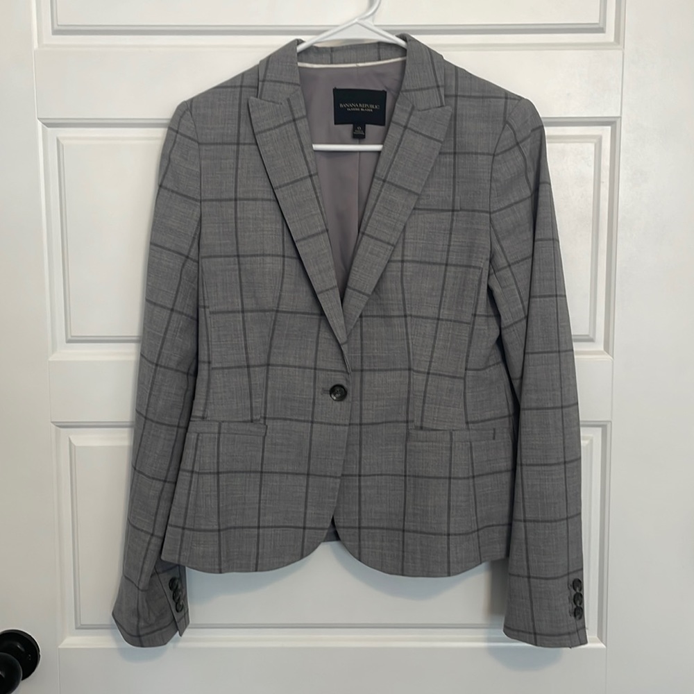 Banana Republic Classic Fit Blazer